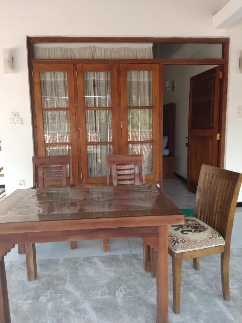 Pahalage Guesthouse 베루왈라 외부 사진